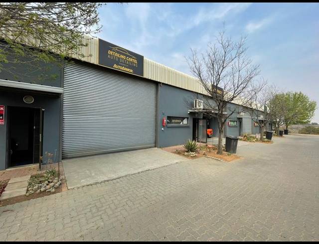INDUSTRIAL PROPERTY TO RENT IN LYTTELTON